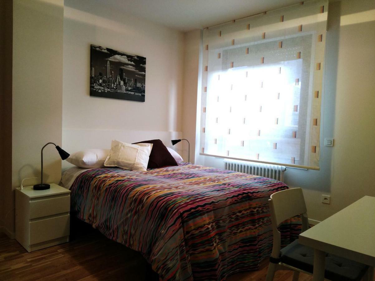Apartmán Atico En Pamplona Baranain Exteriér fotografie